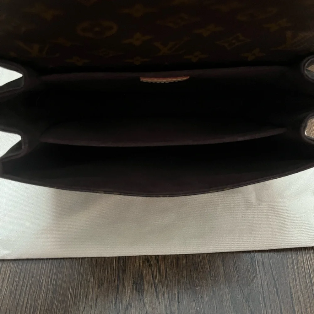 Louis Vuitton Monogram Pochette Métis - Picture 8 of 15